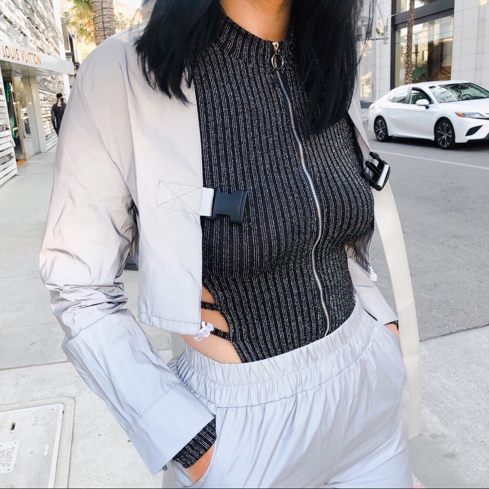 The Essential Reflector Jacket 💫 - Picture 3 of 4